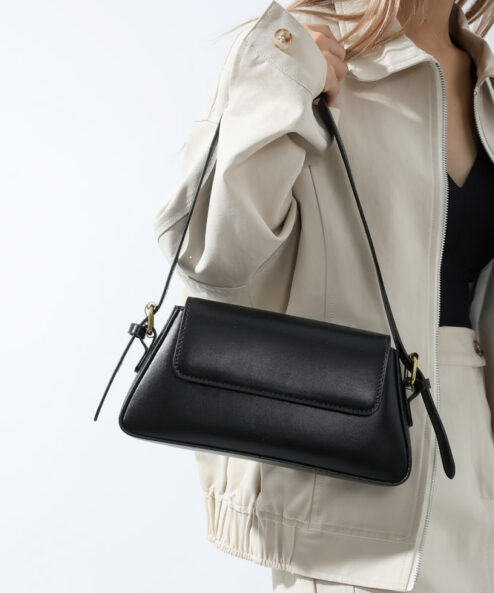 black bag small FLOWADO