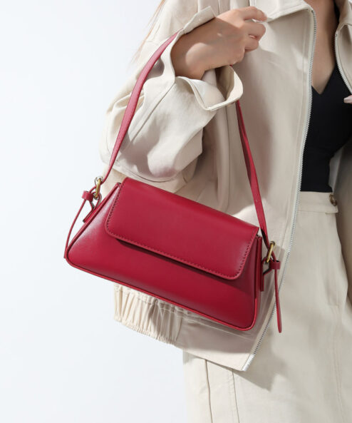 red color bag model 1 FLOWADO