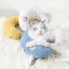 main cat with pillows FLOWADO